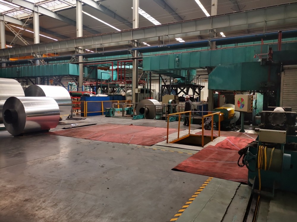 鄭州西郊智能工廠投產(chǎn)驅(qū)動鋁材熱銷全球，汽車銷售迎新機(jī)遇